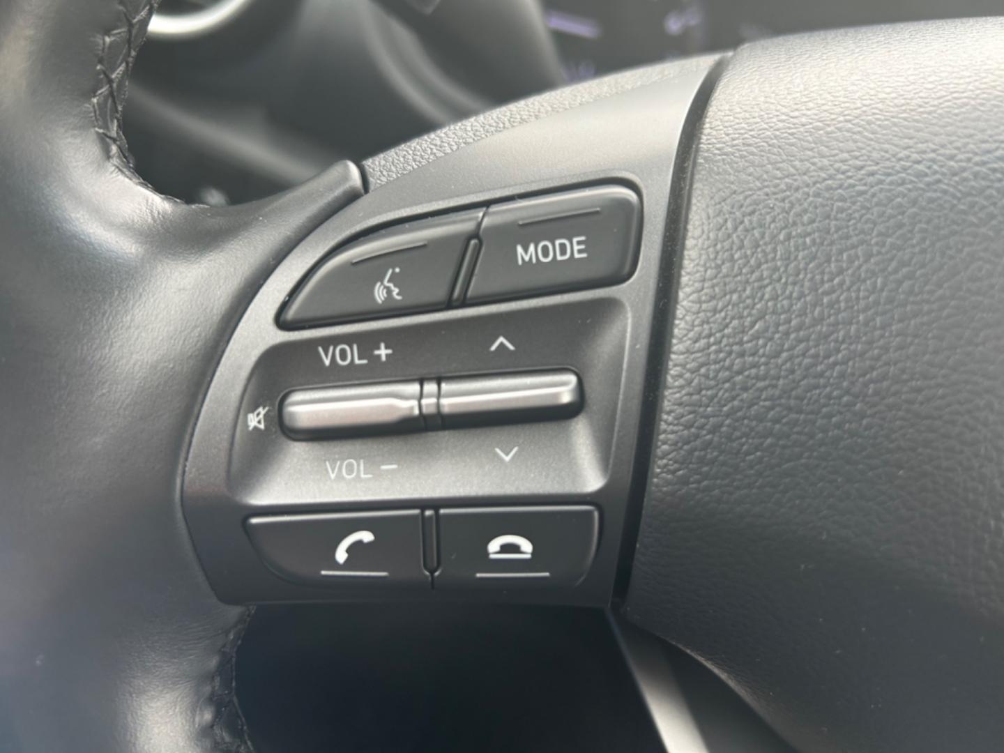 2021 GRAY Hyundai Kona Limited (KM8K3CA58M4) with an L4, 1.6L engine, Automatic transmission, located at 3030 CY Ave, Casper, WY, 82604, (307) 265-3830, 42.827816, -106.357483 - Photo#9